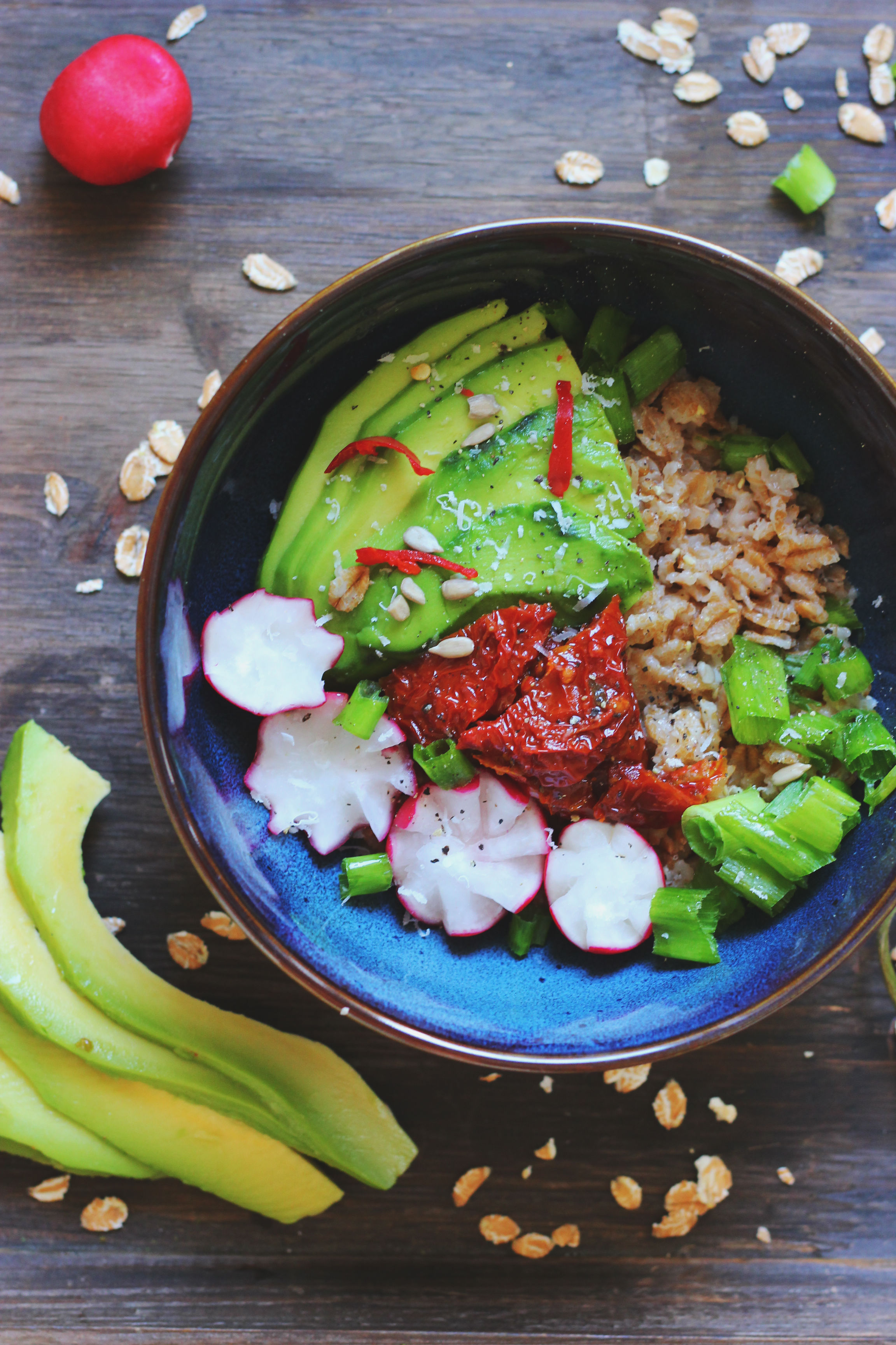 płatki owsiane z awokado